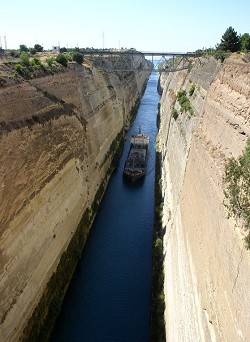 Peloponés - Korinthský průplav