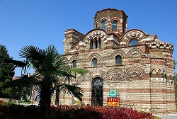 Kostel v letovisku Nessebar